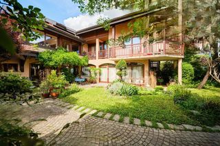  Maison � vendre 10 pi�ces 243 m�