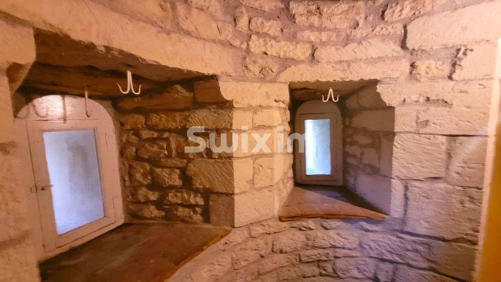 � vendre  Propri�t�/ch�teau Nevers (58000)