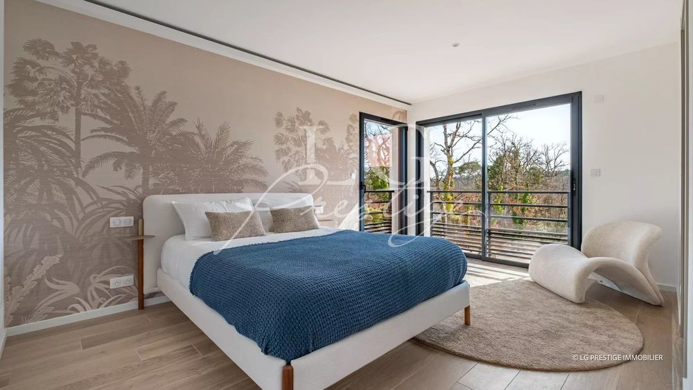 � vendre  Villa Tourrettes (83440)