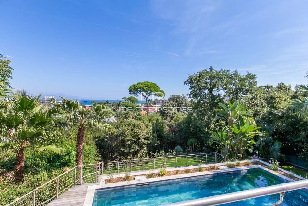 � vendre  Villa Antibes (06600)
