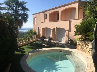  Maison � louer 9 pi�ces 320 m�