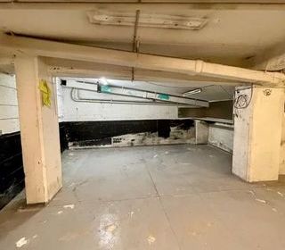  Parking / Garage � louer 