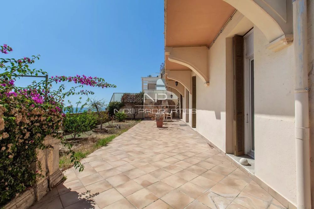 � vendre  Villa Roquebrune-Cap-Martin (06190)
