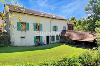  Maison � vendre 9 pi�ces 245 m�