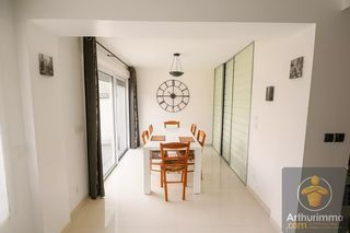  Villa � vendre 8 pi�ces 174 m�