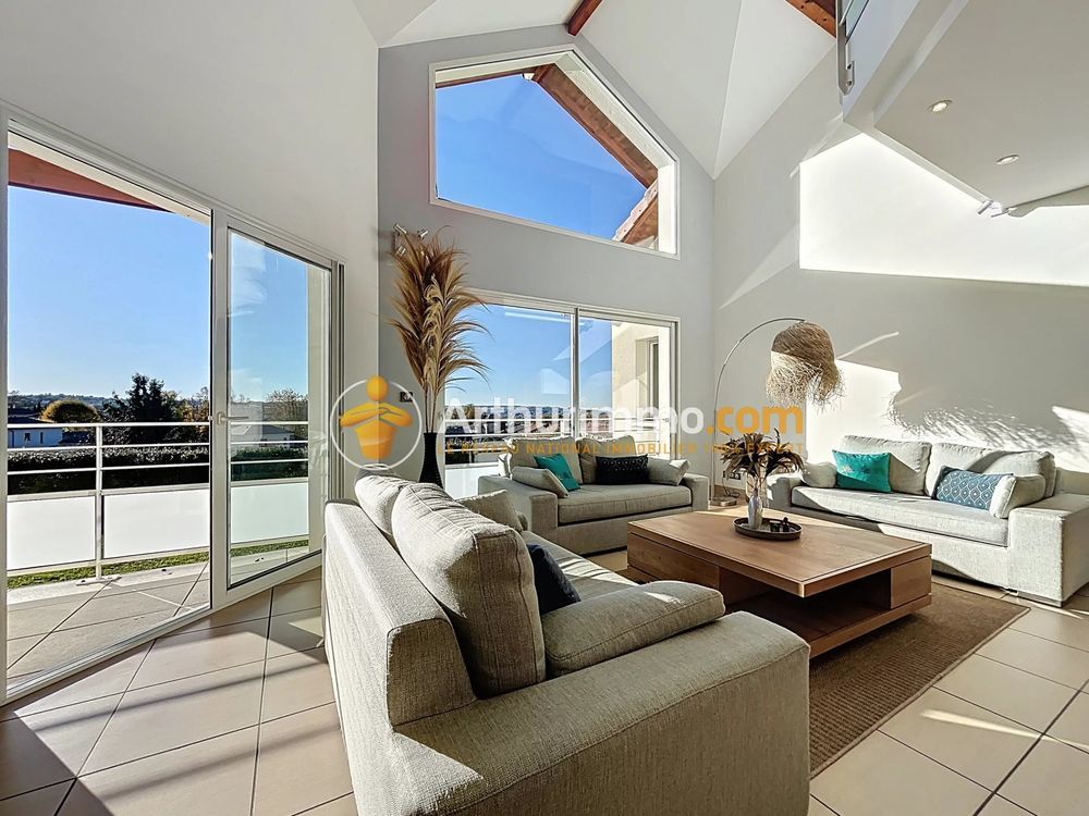 � vendre  Maison Bourgoin-Jallieu (38300)