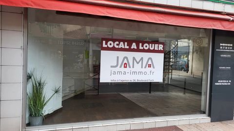 Commerce 1400 06600 Antibes