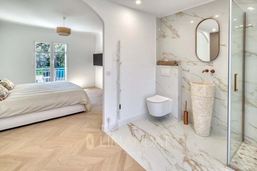 � vendre  Maison Roquebrune-Cap-Martin (06190)