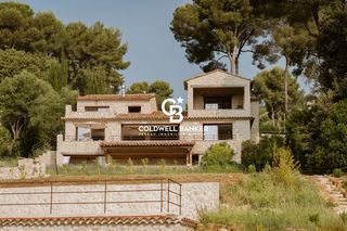  Maison � vendre 7 pi�ces 296 m�