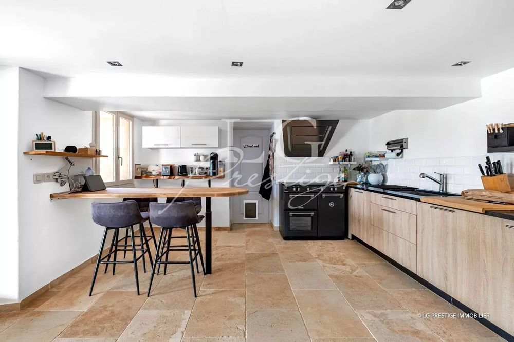 � vendre  Villa Montauroux (83440)