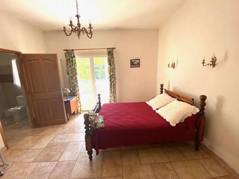 � vendre  Maison Solli�s-Pont (83210)