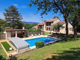  Maison � vendre 11 pi�ces 284 m�