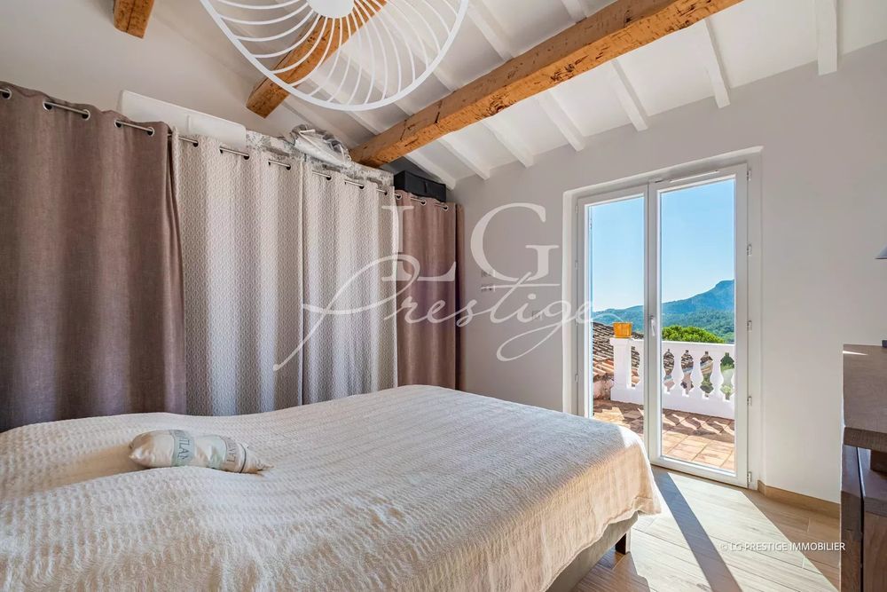 � vendre  Maison Les Adrets-de-l'Est�rel (83600)