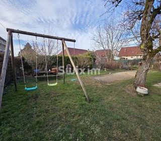  Maison � vendre 9 pi�ces 219 m�