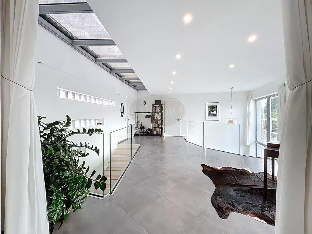 � vendre  Villa Cagnes-sur-Mer (06800)