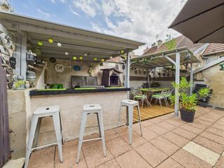  Maison � vendre 9 pi�ces 232 m�