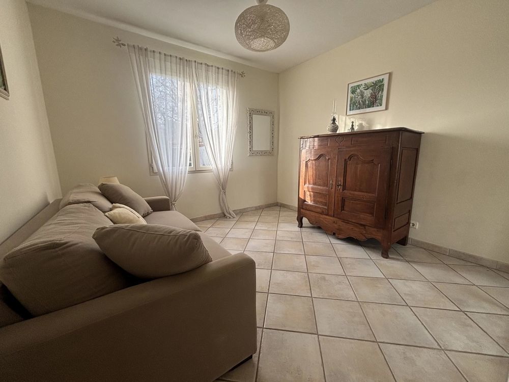 � vendre  Maison Tourrettes (83440)