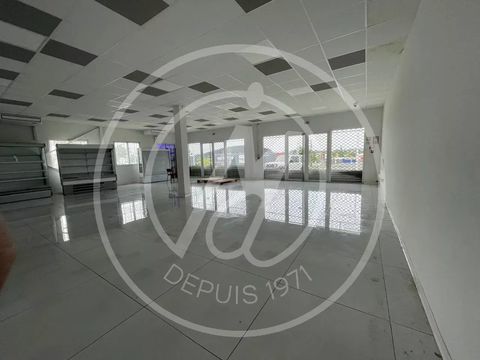 Local commercial 2725 97122 Baie-mahault