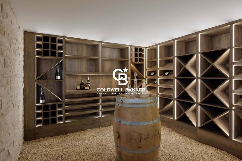 � vendre  Maison Saint-Paul-de-Vence (06570)