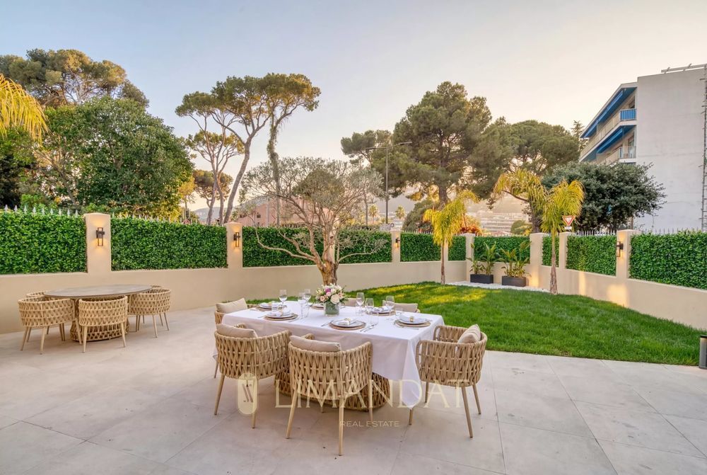 � vendre  Maison Roquebrune-Cap-Martin (06190)