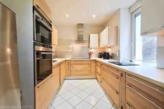  Villa � vendre 9 pi�ces 205 m�