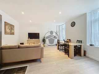  Immeuble � vendre 4 pi�ces 79 m�