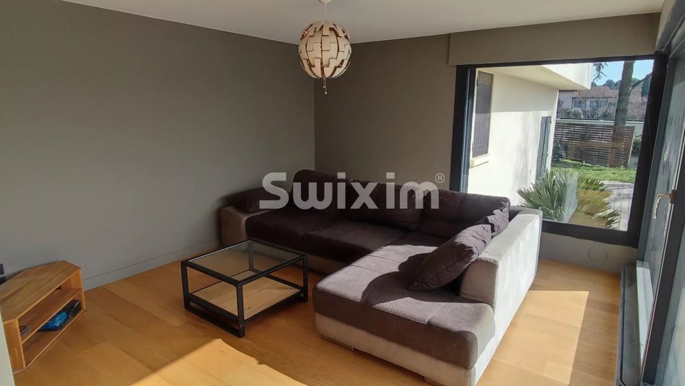 � vendre  Maison Vienne (38200)