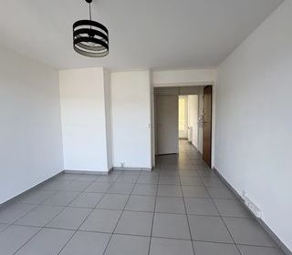  Appartement � louer 4 pi�ces 68 m� Grenoble