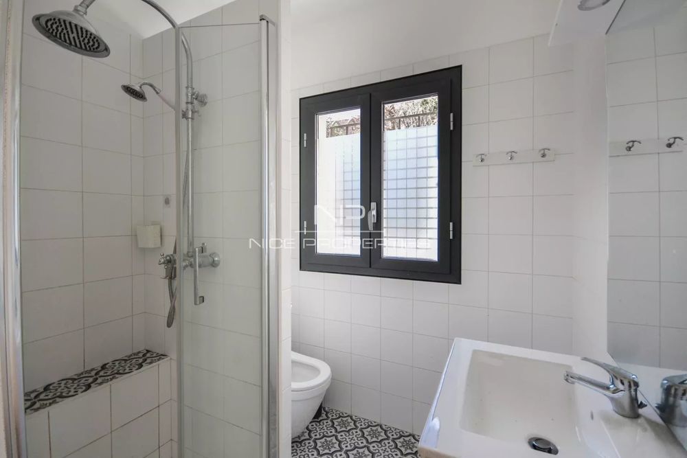 � vendre  Maison Roquebrune-Cap-Martin (06190)