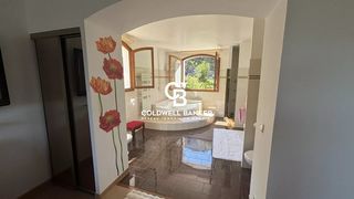  Maison � vendre 9 pi�ces 300 m�