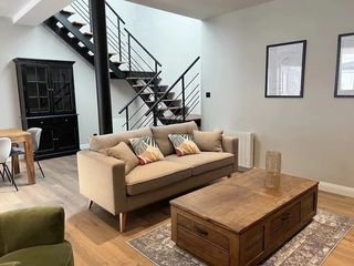  Immeuble � vendre 7 pi�ces 165 m�