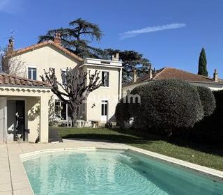  Maison � vendre 9 pi�ces 174 m�