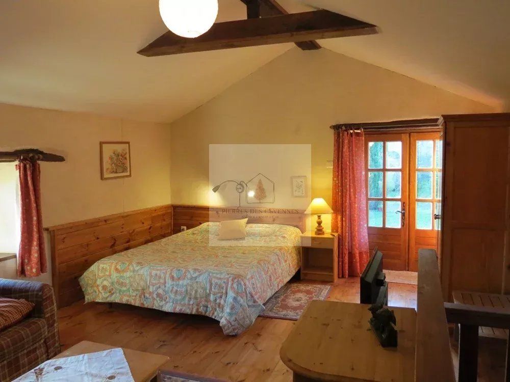 � vendre  Maison Saint-Germain-de-Calberte (48370)