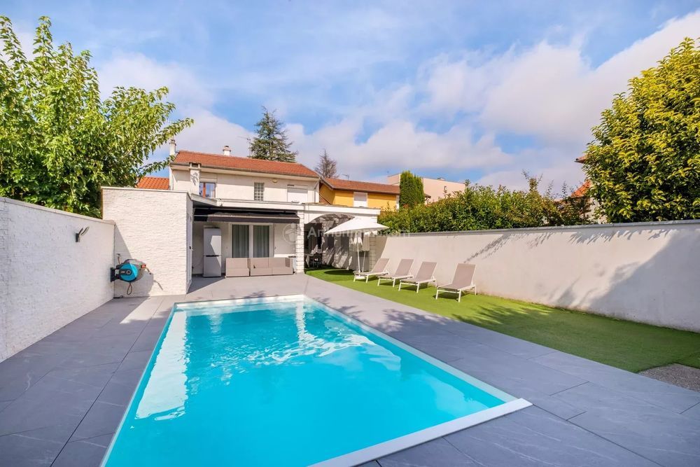 � vendre  Maison Villeurbanne (69100)