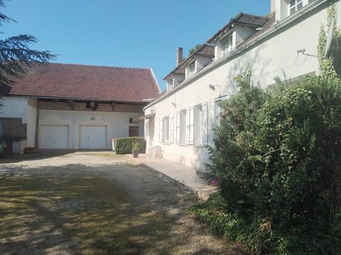   MAISON FAMILIALE 8 PI�CES 5 CHAMBRES D�PENDANCES TERRAIN Maison - 8 pi�ce(s) - 162 m�