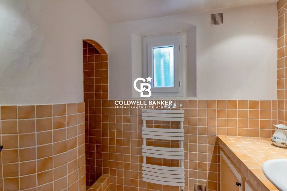 � vendre  Maison Rayol-Canadel-sur-Mer (83820)