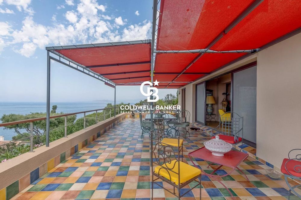 � vendre  Maison Hy�res (83400)