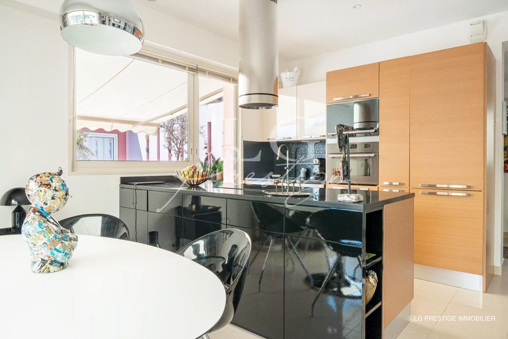 � vendre  Appartement Th�oule-sur-Mer (06590)