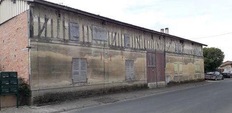   2 APPARTEMENTS SEPARES POUR CETTE GRANDE MAISON Maison - 7 pi�ce(s) - 160 m�