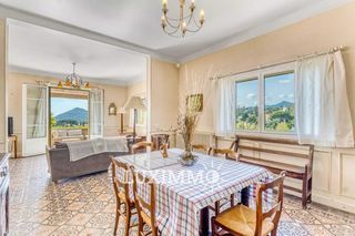  Maison � vendre 8 pi�ces 260 m�