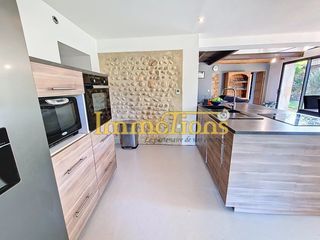  Maison � vendre 9 pi�ces 217 m�