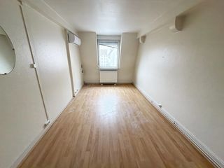  Immeuble � vendre 15 + pi�ces 881 m�