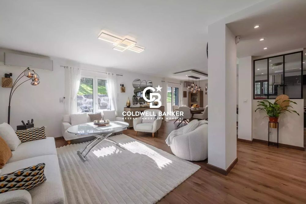 � vendre  Villa Montagnole (73000)