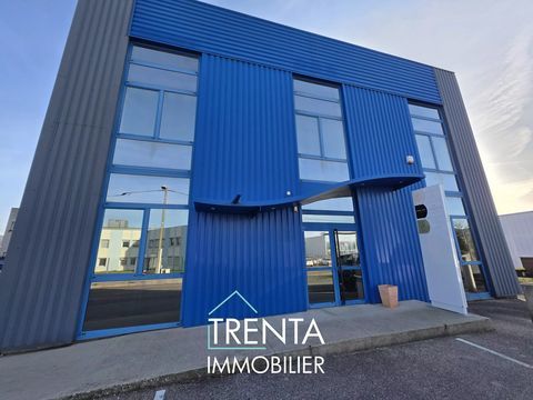 Bureau 120m&sup2; plain pied &agrave; louer - Rives 1708 38140 Rives