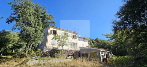   Grande maison , terrain et vue Maison - 10 pi�ce(s) - 175 m�