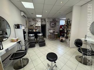  Immeuble � vendre 10 pi�ces 227 m�