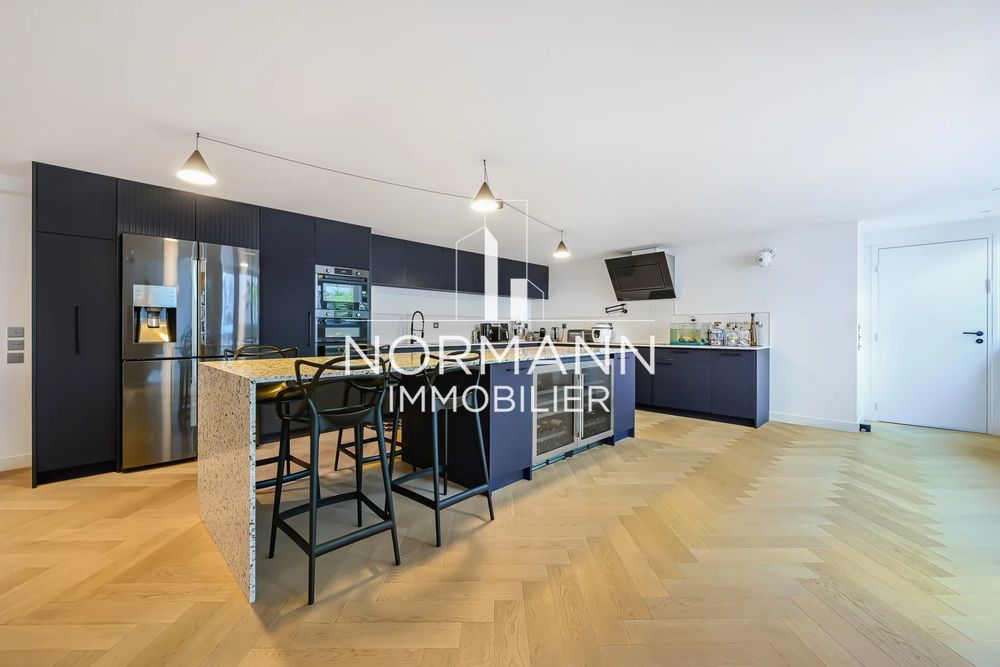 � vendre  Appartement Suresnes (92150)