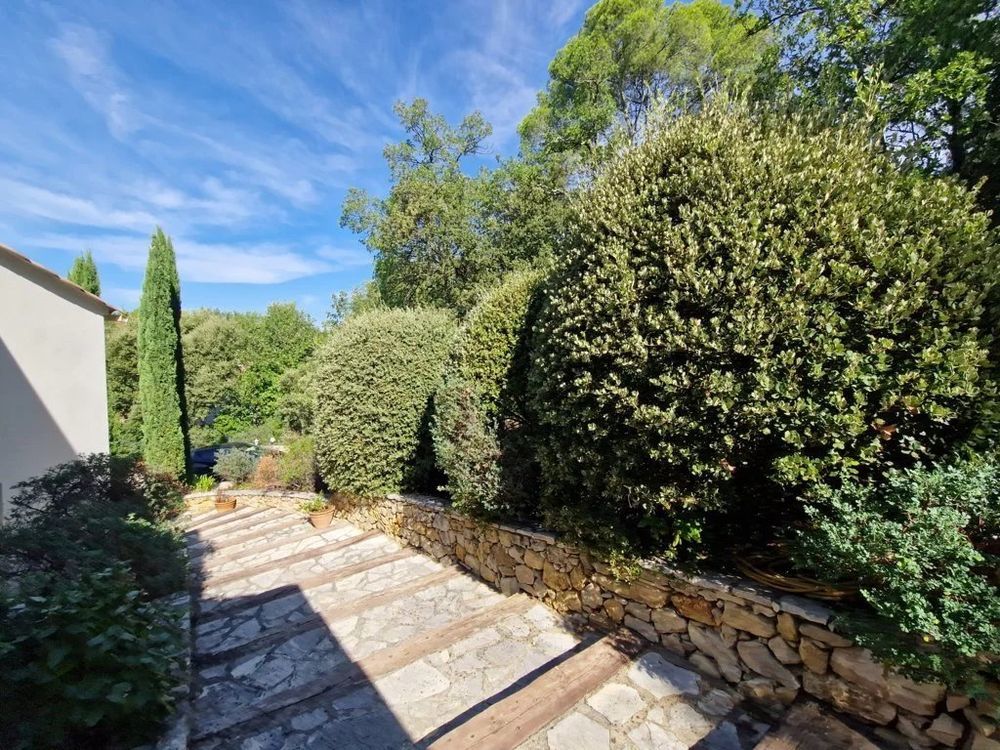 � vendre  Villa Lorgues (83510)