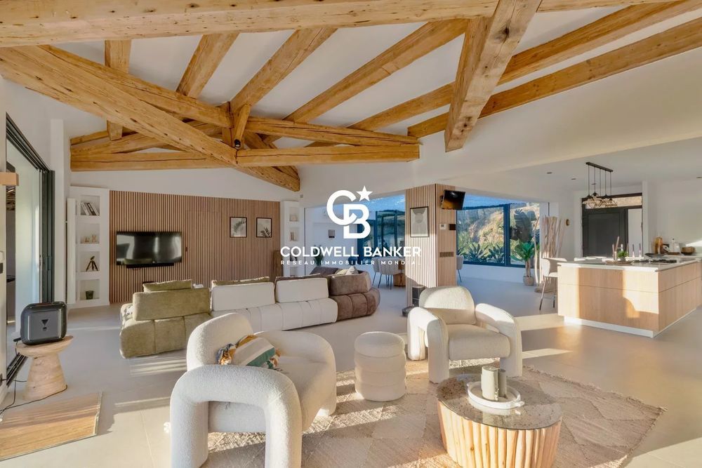 � vendre  Maison La Croix-Valmer (83420)