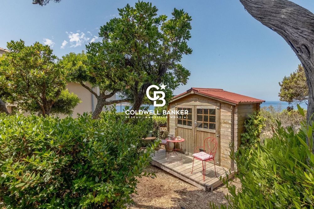 � vendre  Maison Hy�res (83400)